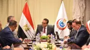 وزير الصحة يبحث نقل تكنولوجيا تصنيع كواشف فصائل الدم إلى مصر