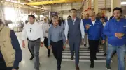 وزير الصناعة ومحافظ بني سويف يتفقدان مشروعات بكوم أبو راضي الصناعية
