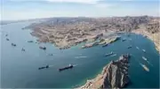إيران تعلن إغلاق مضيق هرمز وتحذر من إجراءات إضافية إذا استمر العدوان