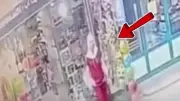 شجاعة فتاة الإسماعيلية تمنع حادث مروع بسيارة مسرعة دون سائق