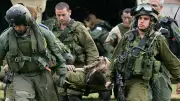 مقتل جندي إسرائيلي في انقلاب شاحنة جنوب لبنان ومقاول بانهيار منزل في غزة