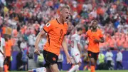يان بول فان هيكي يسجل 3 أرقام غير مسبوقة في مونديال 2026