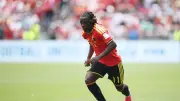 جيريمي دوكو يهدد بمغادرة كأس العالم لولادة طفله الأول