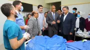 محافظ كفر الشيخ يطمئن على رئيسة قرية أصيبت أثناء عملها ويوجه بتوفير الرعاية