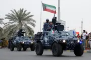 الجيش الكويتي يتصدى لهجمات صاروخية ومسيرات معادية ويحبطها بنجاح