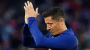 ليفاندوفسكي يغادر برشلونة وينتقل إلى شيكاغو فاير الأمريكي