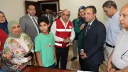 محافظ المنوفية يتفقد قافلة طبية وغذائية لأطفال قويسنا مجاناً