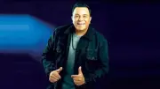محمد فؤاد يعود للمنافسة الصيفية بأغنية جديدة بعد غياب طويل