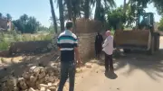 محافظ قنا يأمر بإزالة فورية لتعدٍ على حرم الري بقرية الشعانية