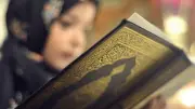 حكم تحفيظ الرجل القرآن للفتيات بعد البلوغ.. الإفتاء توضح الضوابط الشرعية
