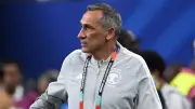 الاتحاد السعودي يقرر استمرار دونيس رغم الخروج المونديالي