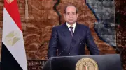 السيسي يؤكد ضرورة الالتزام بالقانون الدولي في الأمن المائي والطاقة والممرات الملاحية