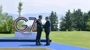 السيسي يلتقط الصور التذكارية مع قادة قمة مجموعة الدول السبع في فرنسا