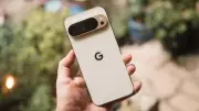 ميزة ذكية في جيميل تتحول إلى كابوس لمستخدمي هواتف Pixel 10