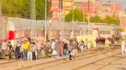 خروج جرار قطار 944 عن القضبان بمحطة طنطا دون إصابات