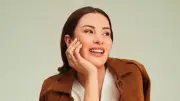 وفاة الفنانة التركية إيجي أرتيم عن 35 عامًا.. صدمة في الوسط الفني وجمهورها يودعها