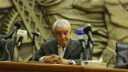 زاهي حواس يكشف تفاصيل استرداد 5 قطع أثرية من متحف بوسطن