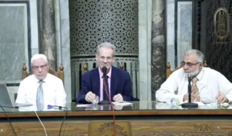 ملتقى التفسير بالأزهر: الزمن في القرآن دعوة لإعمار الحياة بالطاعة والعمل
