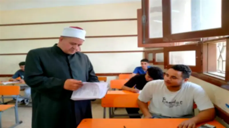 رئيس القليوبية الأزهرية يتفقد لجان بنها في الأسبوع الختامي لامتحانات الثانوية