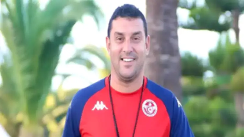 أنيس بوجلبان يقترب من تدريب النجم الساحلي بعد فشل انضمامه للأهلي