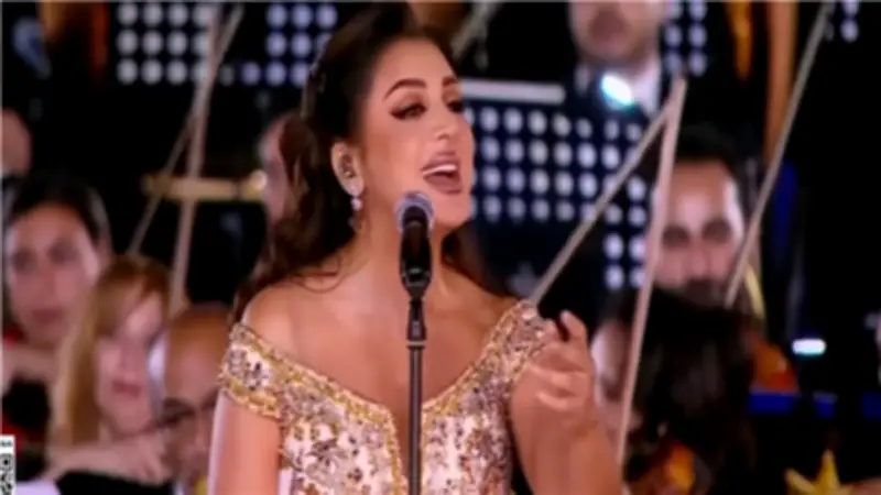 مصر عادت شمسك الذهب: من فيروز إلى أنغام في الأوكتاجون