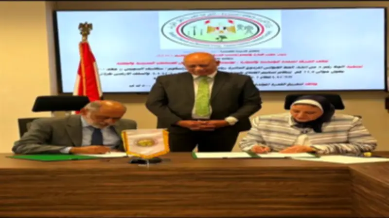المصرية لنقل الكهرباء توقع عقداً لدعم طاقة الرياح بخليج السويس بـ500 كيلوفولت