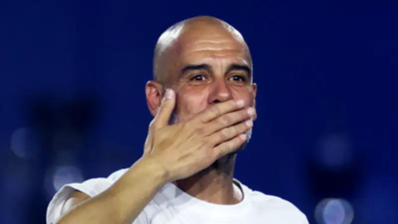 ترشيح جوارديولا لتدريب هولندا بعد إقالة كومان