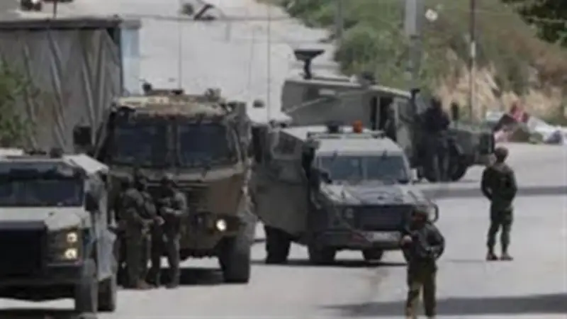 الاحتلال الإسرائيلي يعتقل 20 فلسطينيا في الضفة الغربية والقدس