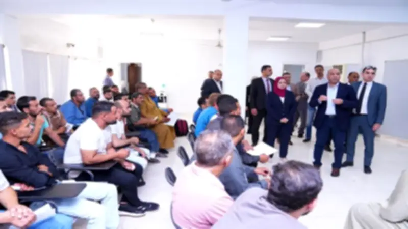 وزير العمل يتفقد اختبارات العمالة الزراعية الموسمية بالخارج
