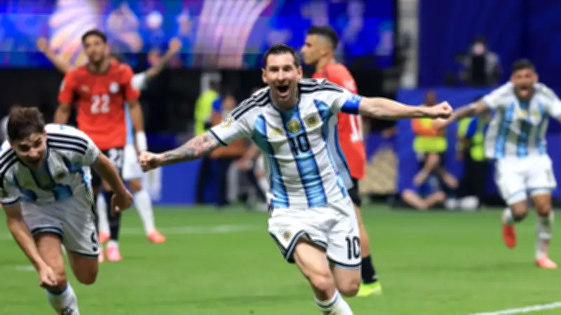 ميسي يقود الأرجنتين لريمونتادا تاريخية أمام مصر في كأس العالم