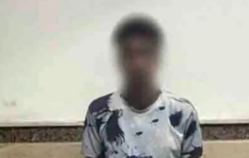 القبض على عاطل لإدارته صفحة لبيع الأسلحة عبر مواقع التواصل