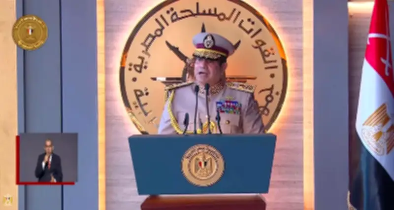الرئيس السيسي: التكاتف والعمل الجاد هما السبيل الوحيد للتقدم