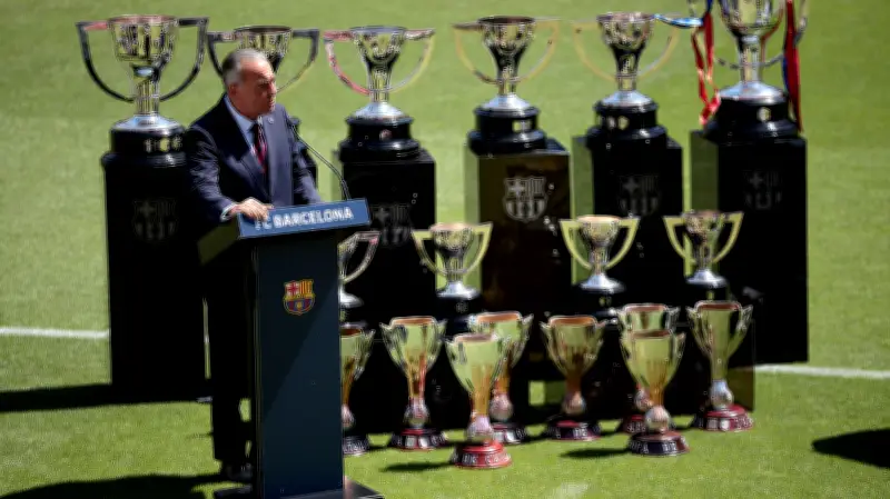رافائيل يوستي: أتمنى أن أكون رئيس برشلونة بعد لابورتا