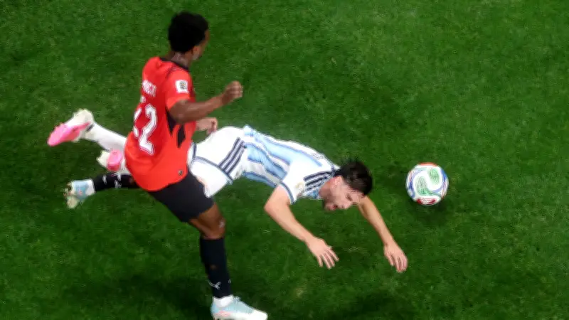 رأي تحكيمي يحسم الجدل حول ركلة جزاء الأرجنتين أمام مصر في كأس العالم 2026