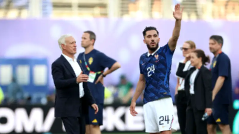 ريان شرقي يتجاهل ديشامب بعد مباراة فرنسا والسويد في مونديال 2026
