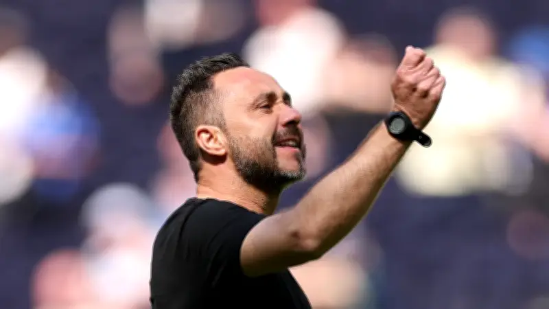 توتنهام ينجو من الهبوط وينفق 250 مليون يورو في الميركاتو