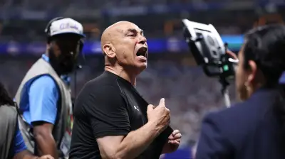 بالفيديو: جماهير الأرجنتين تستفز حسام حسن بعلم الكيان الصهيوني ورد قوي من العميد