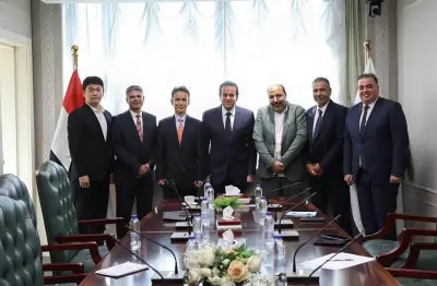 وزير الصحة يبحث مع سامسونج تعزيز التعاون في التدريب الطبي والتحول الرقمي