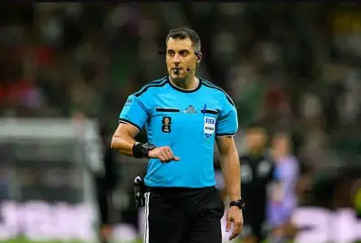 جوستافو تيخيرا حكم مباراة مصر وأستراليا في أولمبياد باريس