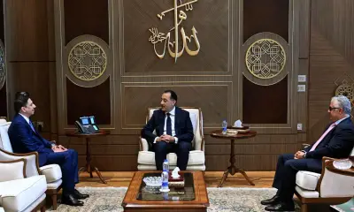 مدبولي يبحث مع موانئ دبي العالمية خطة توسيع استثماراتها في اقتصادية قناة السويس