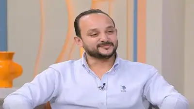 كل نصف ساعة حركة.. استشاري علاج طبيعي يكشف مفتاح الوقاية من آلام الظهر
