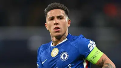 ريال مدريد ينفي رسمياً وجود مفاوضات لضم إنزو فرنانديز