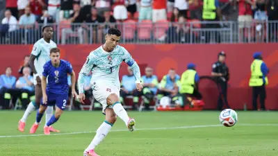 فيديو.. كريستيانو رونالدو يردد 
