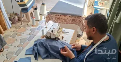 أسرار مهنة ترزي الجلباب الصعيدي في المنيا: السبعاوي والبلدي والأصلاب