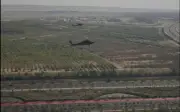 تصوير جوي لهليكوبتر وموكب رئاسي خلال وصول السيسي لمقر القيادة الاستراتيجية