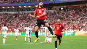 الأهلي السعودي يتحرك لضم محمد صلاح بعد رحيل محرز