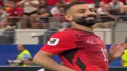 بيتفرعن على الكورة.. تفاعل مصري مع نظرة صلاح لحارس أستراليا