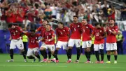 وزير الشباب والرياضة: دعم السيسي يمنح المنتخب دفعة قوية قبل دور الـ16