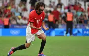 النني يهنئ محمد صلاح بعد تأهل مصر لدور الـ16 بكأس العالم