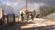خبير: إسرائيل تشترط نزع سلاح حزب الله للانسحاب من لبنان